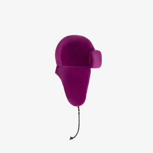 Cappello in visone con para orecchie viola