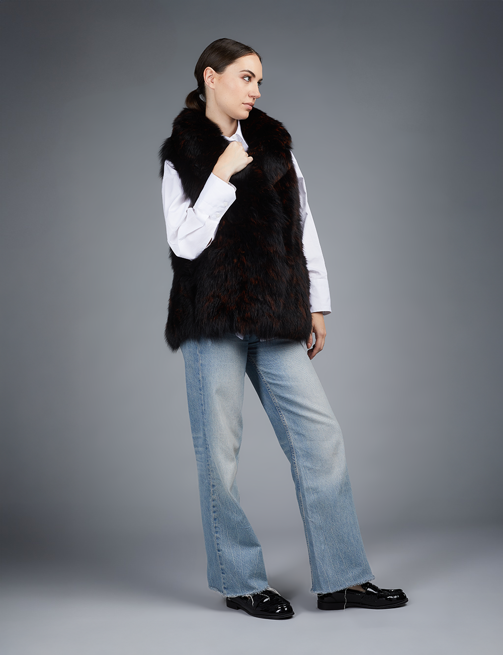 Gilet in volpe con collo inglese pelle intera nero 65 cm
