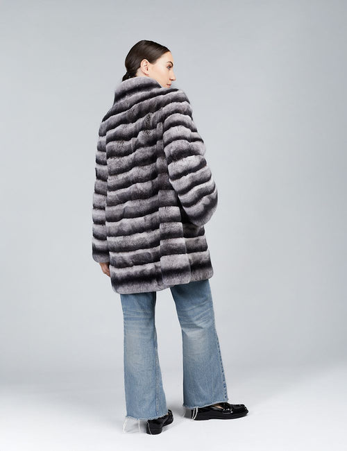 Cappotto in rex con collo alto bianco e nero 85cm