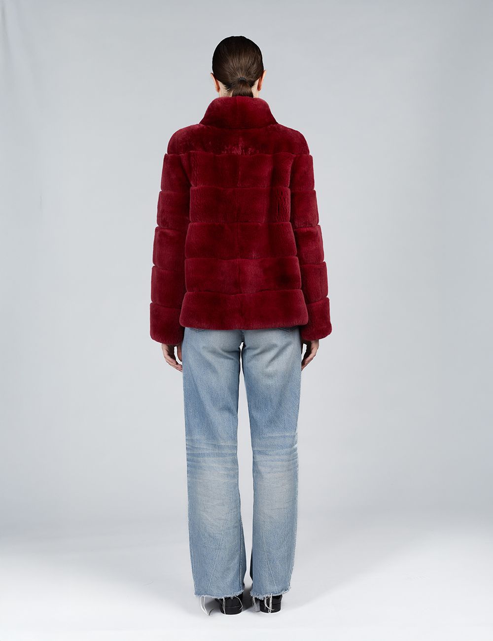 Giacca corta in rex con collo alto rosso 60cm