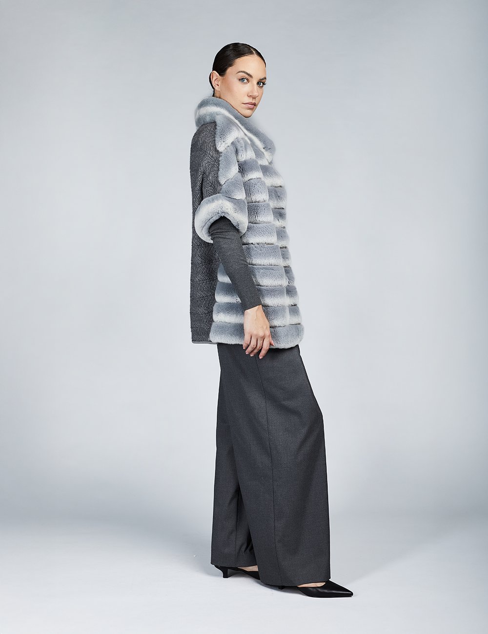 Reversible grey wool blend coat with king-style collar and 70cm length.