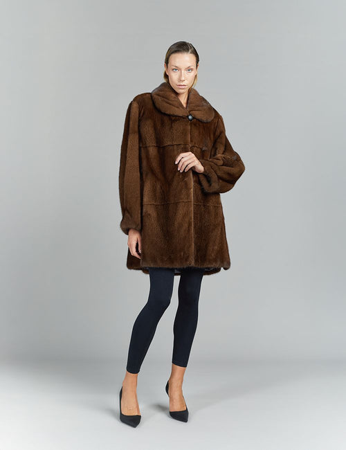 Cappotto in visone con collo inglese demi buff 85 cm