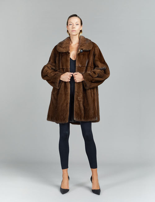 Cappotto in visone con collo inglese demi buff 85 cm