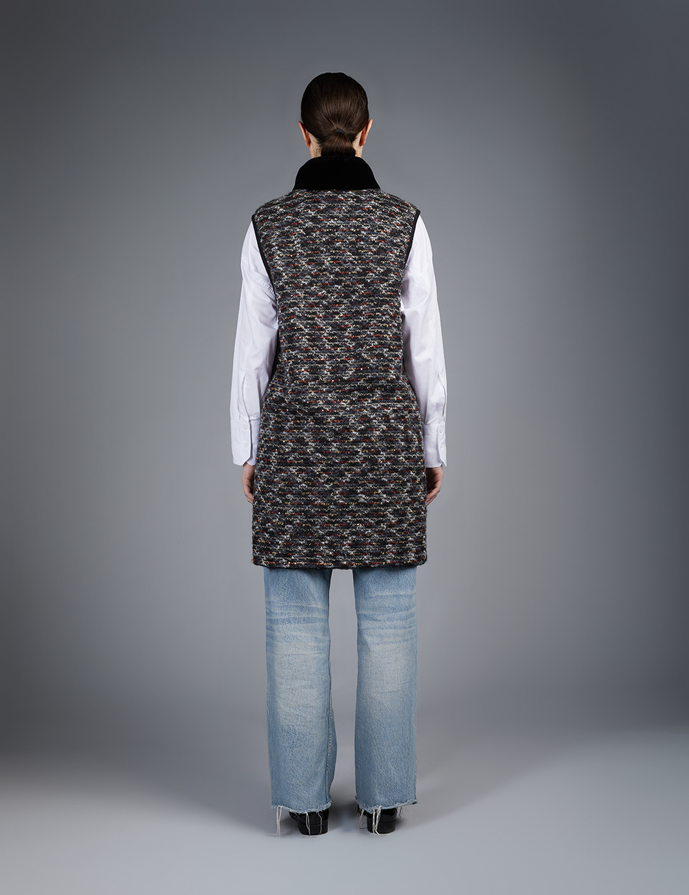 Gilet lungo in rex reversibile con chiusura a bottoni, nero, 90 cm
