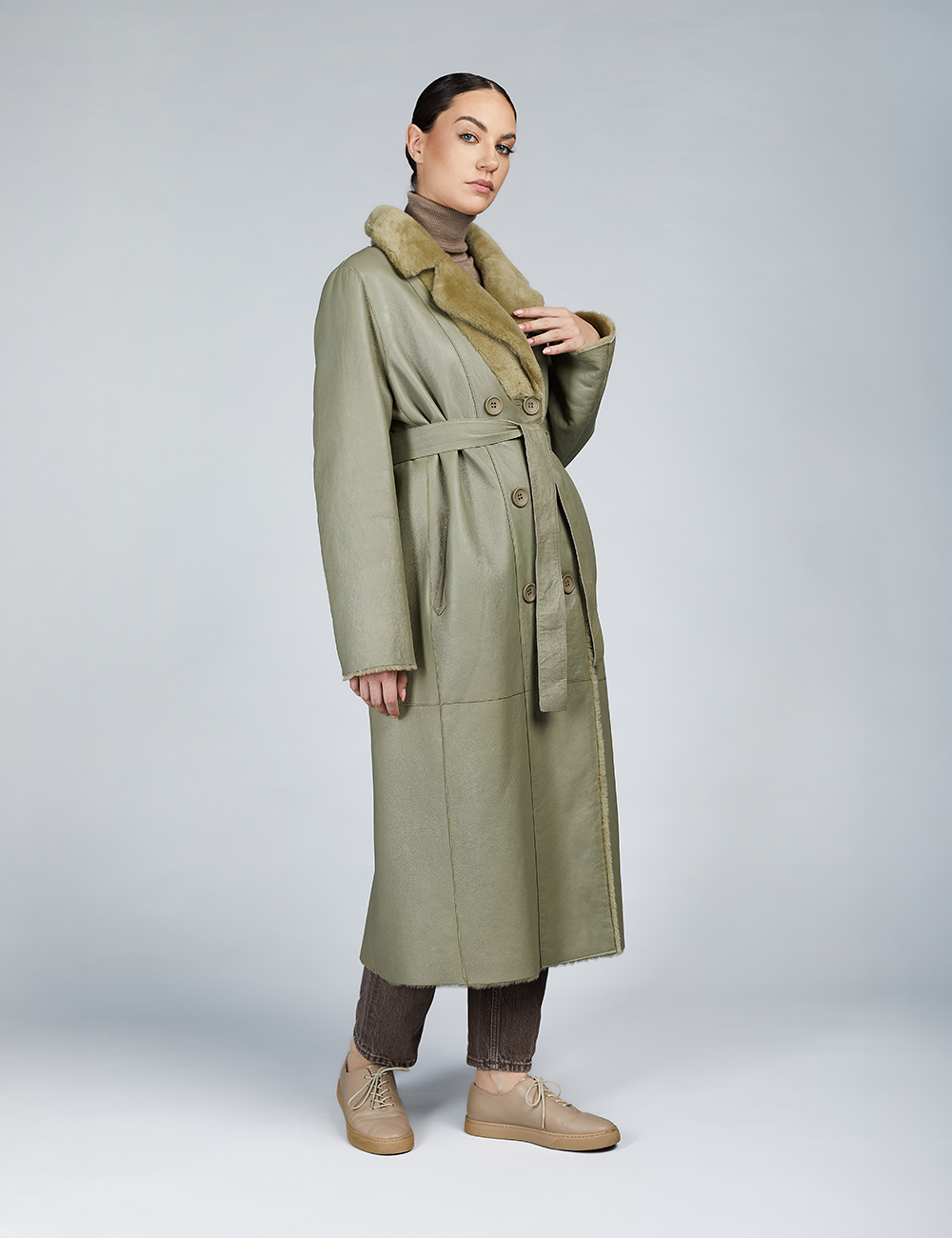 Cappotto lungo in montone reversibile verde 120cm