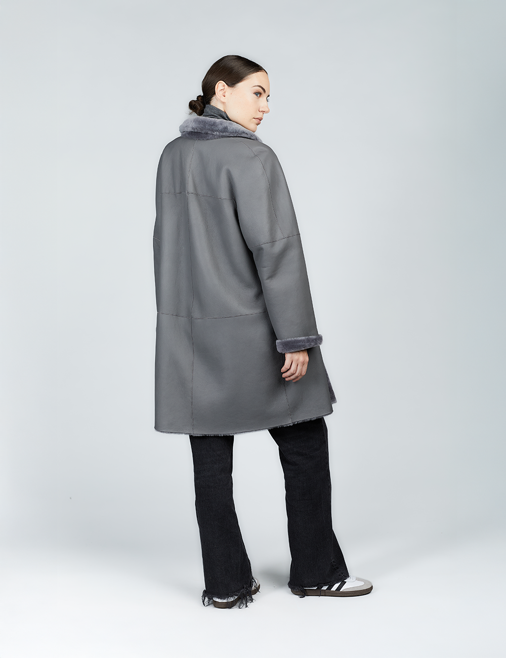 Cappotto di montone reversibile antracite 90 cm