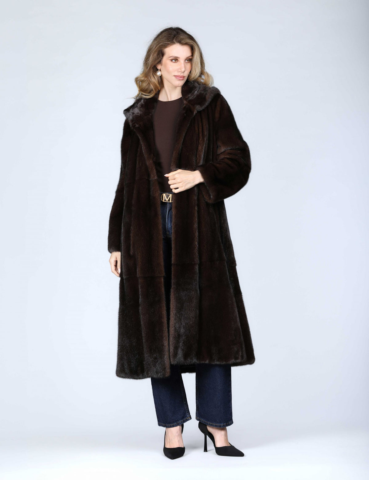 Cappotto di visone con cappuccio