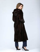 Cappotto di visone con cappuccio