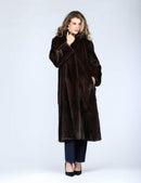 Cappotto di visone con cappuccio