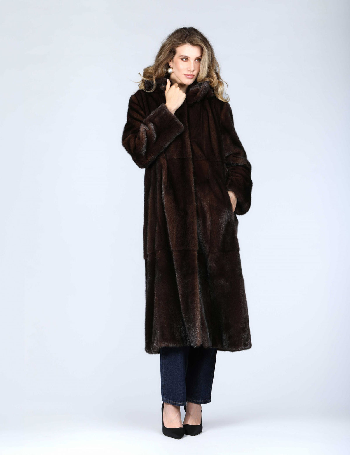 Cappotto di visone con cappuccio