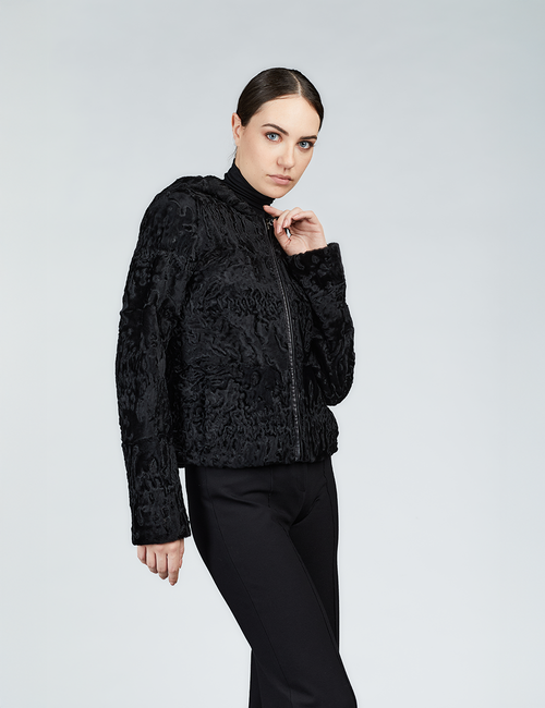 Bomber in persiano con zip e cappuccio nero 55cm