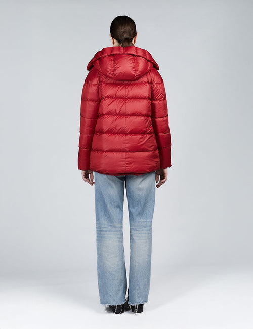 Doudoune courte avec capuche réversible en rex rouge 70cm
