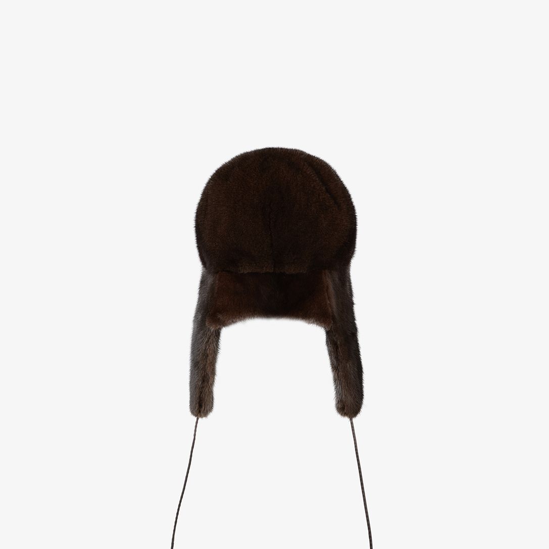Cappello in visone con para orecchie marrone