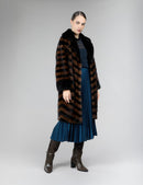 Knee-length mink coat with geometric inlays, demi buff, 95 cm.