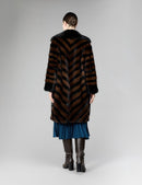 Knee-length mink coat with geometric inlays, demi buff, 95 cm.