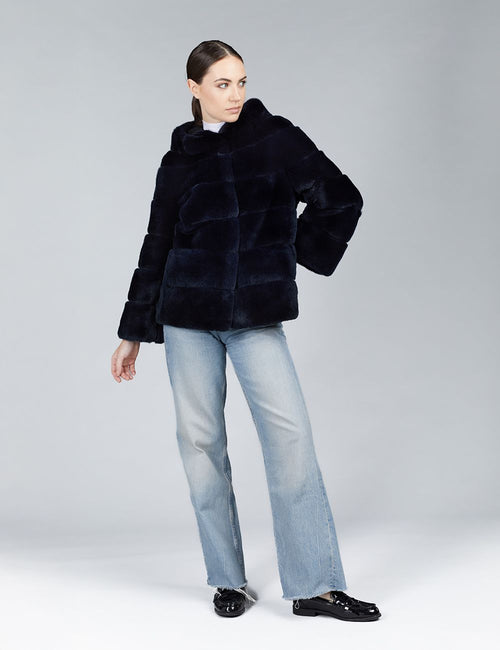 Giacca oversized in rex con cappuccio blu notte 65 cm