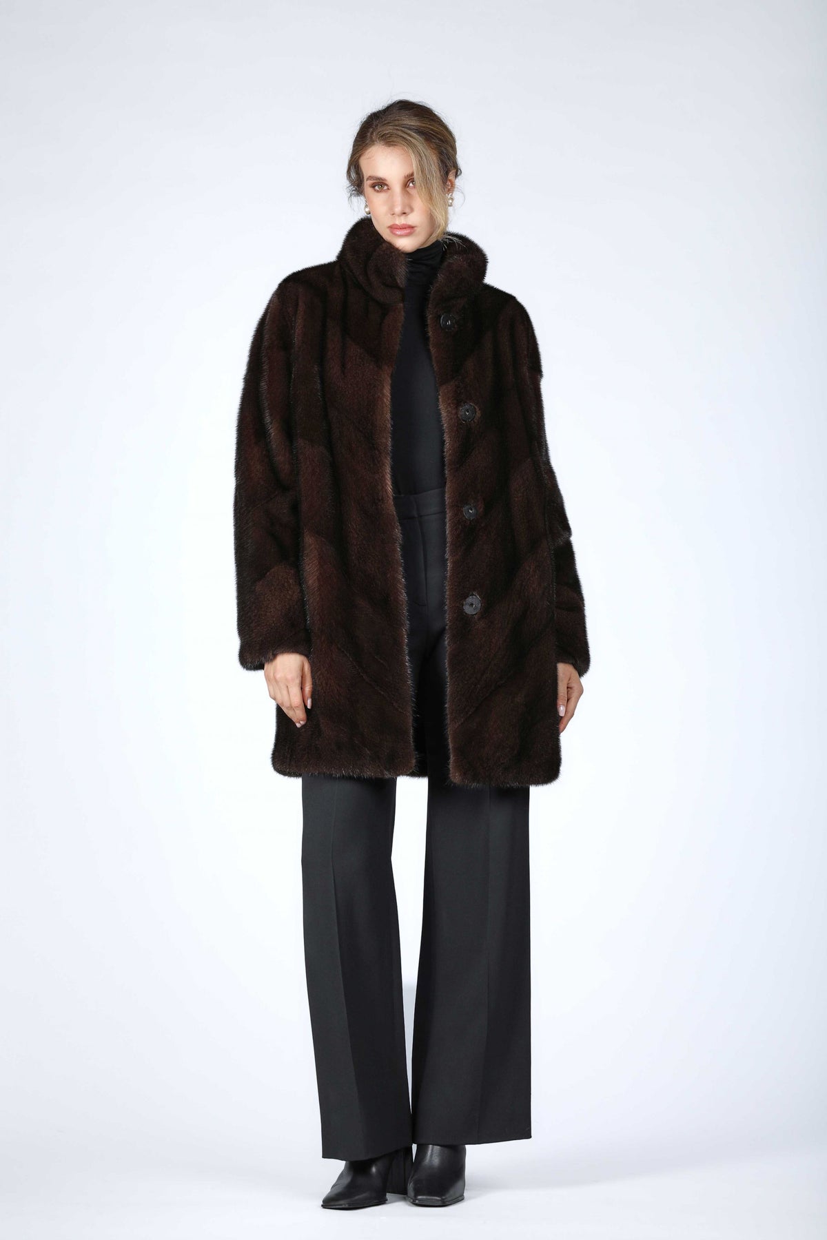 Veste en vison avec col haut en mélèze de 85 cm