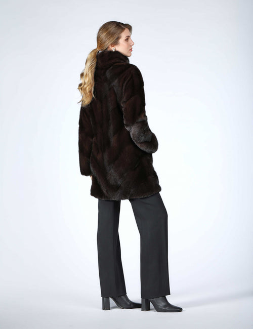Veste en vison avec col haut en mélèze de 85 cm