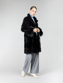 Cappotto di visone con collo inglese e maniche in volpe, nero, 90 cm