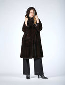 Cappotto in visone con cappuccio