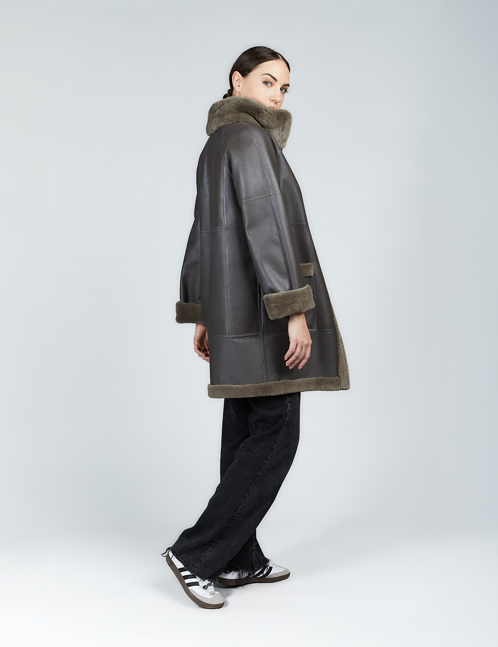 Cappotto in rex reversibile con collo alto grigio 85cm