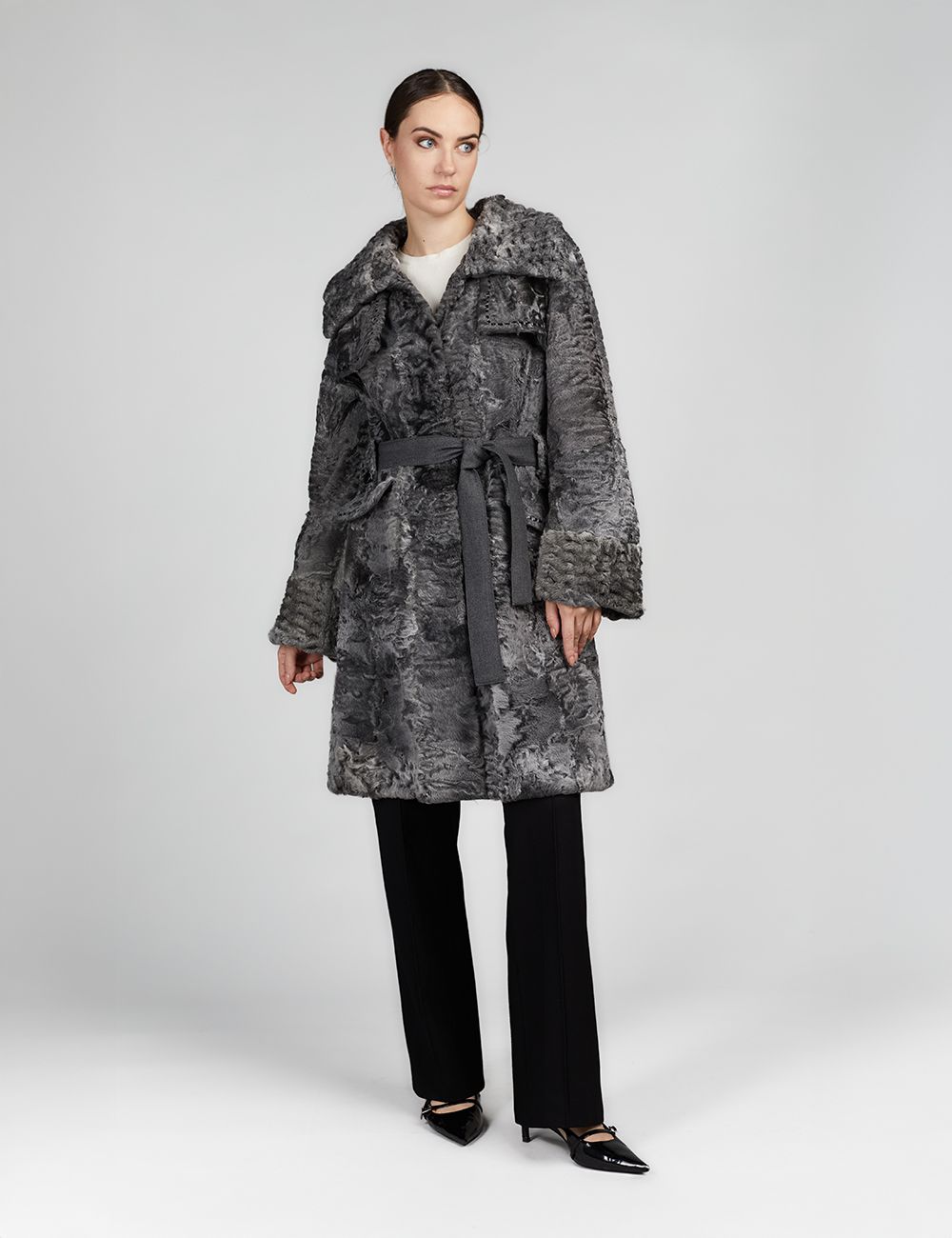 Cappotto in persiano con cintura in lana grigio 100cm