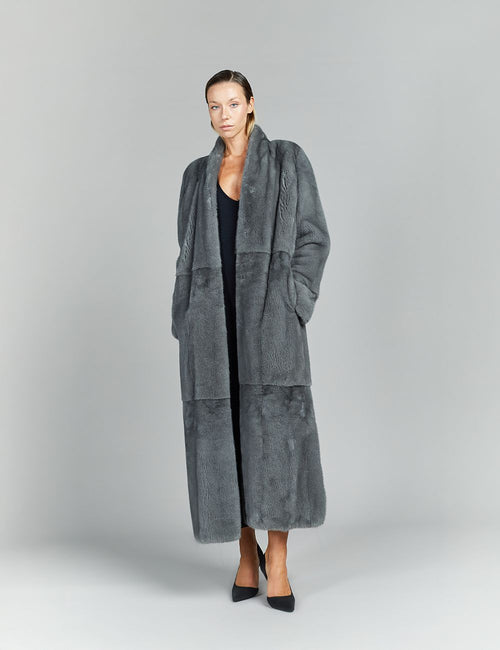 Cappotto in visone a pelle intera con collo a scialle, grigio scuro, 135 cm