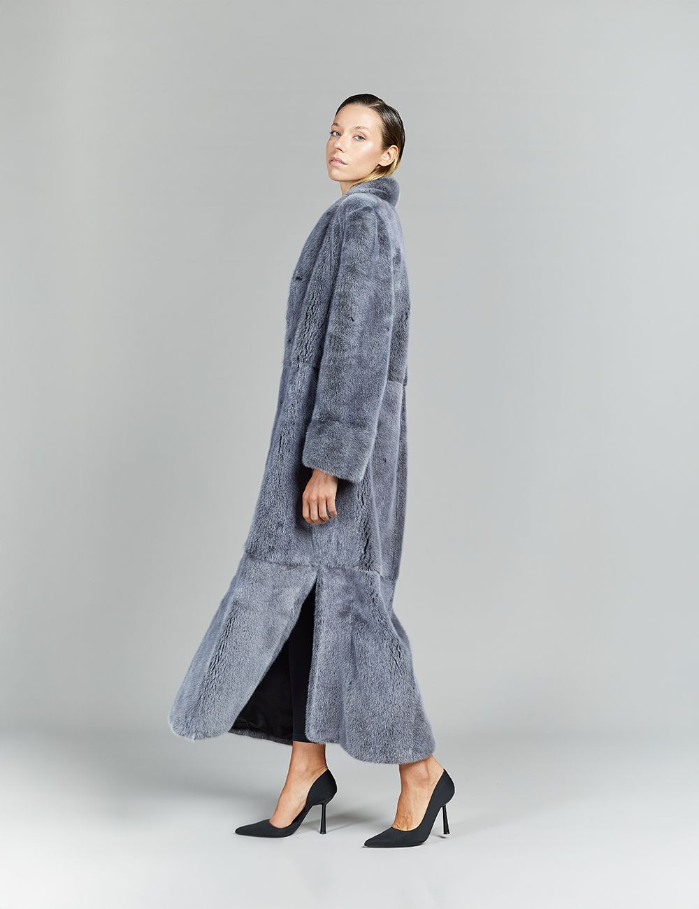 Cappotto in visone a pelle intera con collo a scialle, alaska, 135 cm