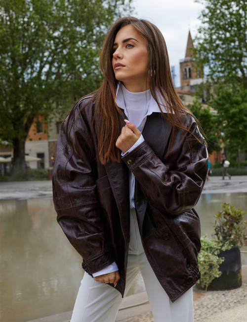 Giacca di pelle oversized vintage con bottoni marrone 70cm