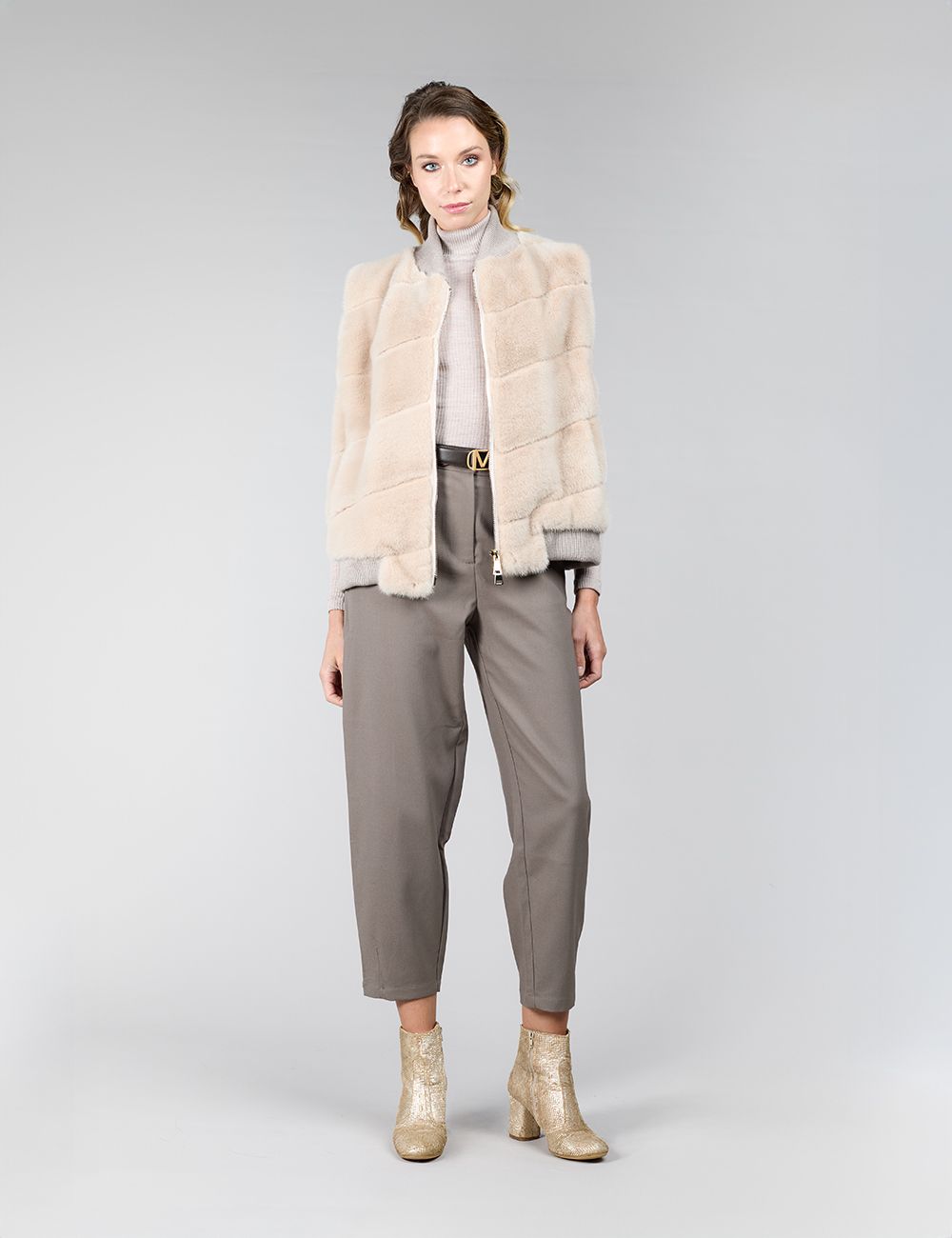 Gilet in visone, con collo alto, fard, 65 cm