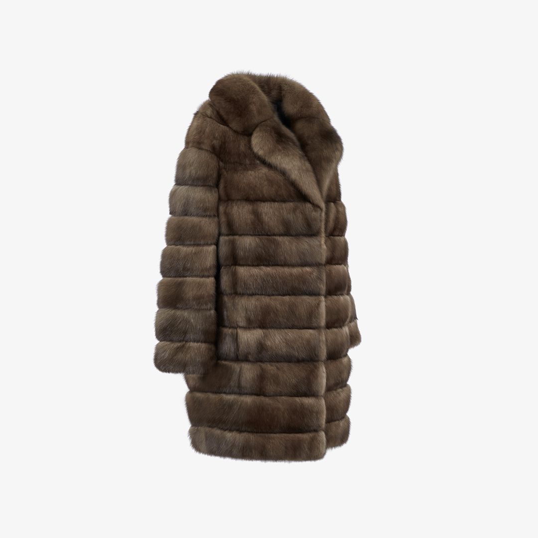 Cappotto al ginocchio in zibellino con collo inglese tortora 90 cm
