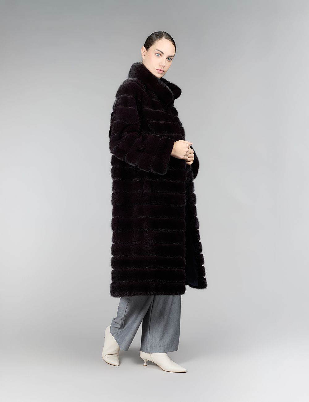 Cappotto di visone con collo alto, melanzana, 110 cm