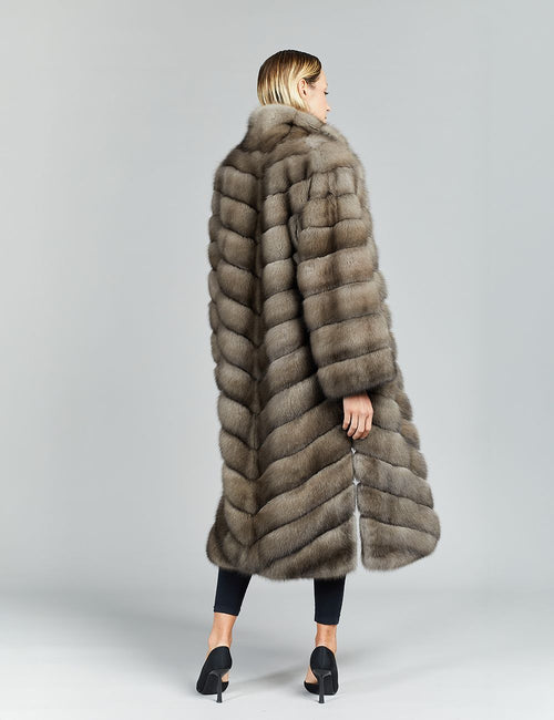 Cappotto lungo in zibellino, con collo a scialle, platino, 115 cm