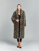 Cappotto lungo in zibellino, con collo a scialle, platino, 115 cm