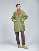 Cappotto corto in montone con bottoni verde oliva 85cm