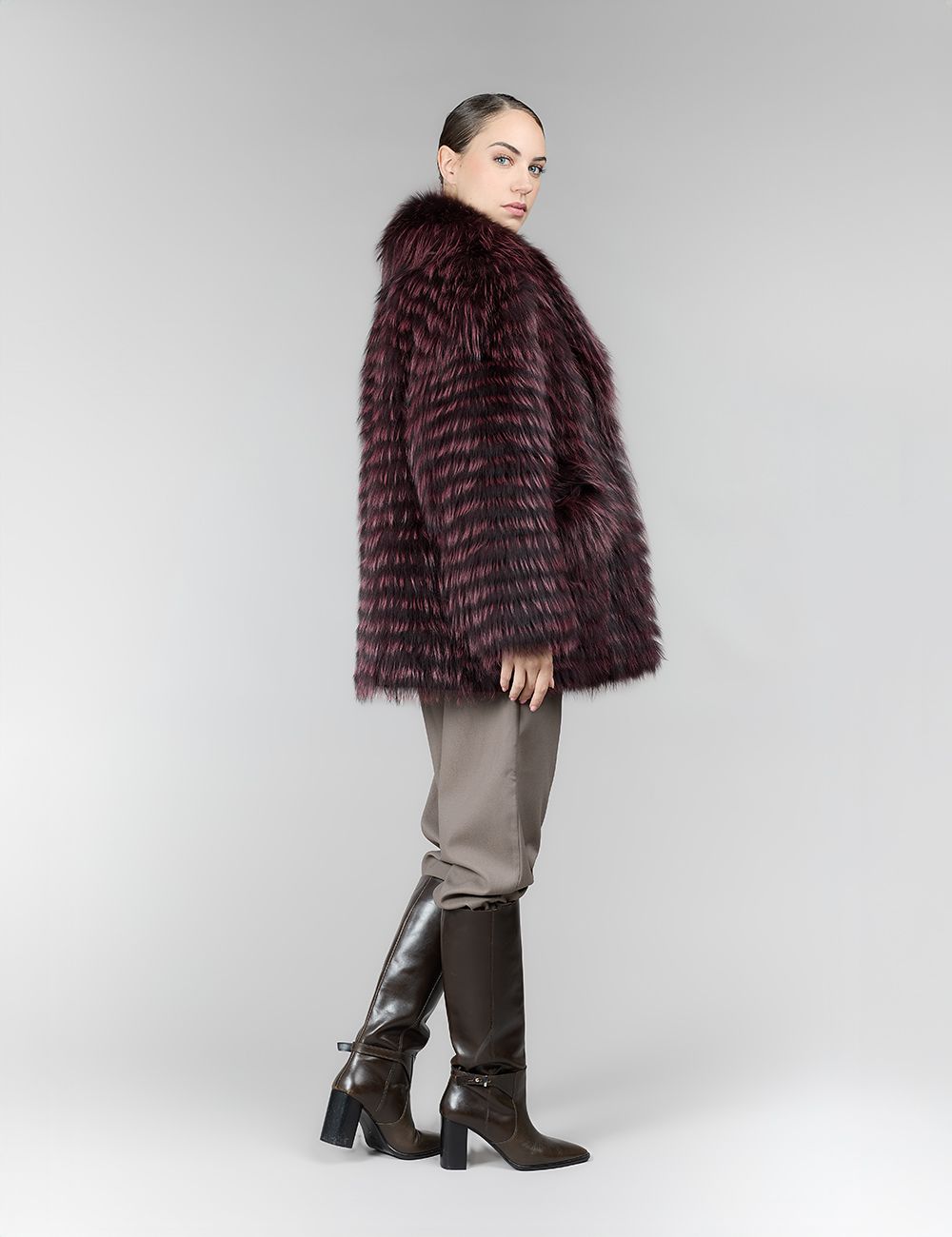 Giacca reversibile con pelliccia di volpe filettata, bordeaux, 72 cm