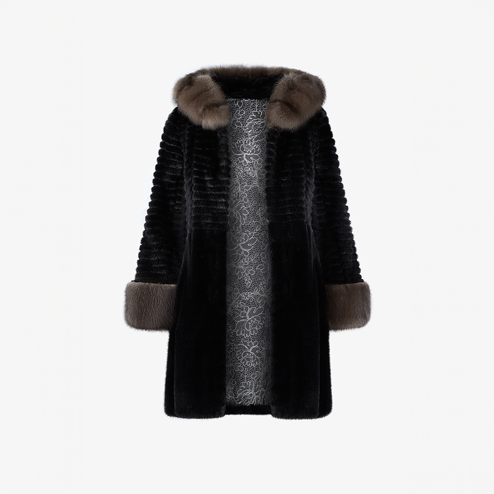 Cappotto di visone con cappuccio e dettagli in zibellino nero 90 cm