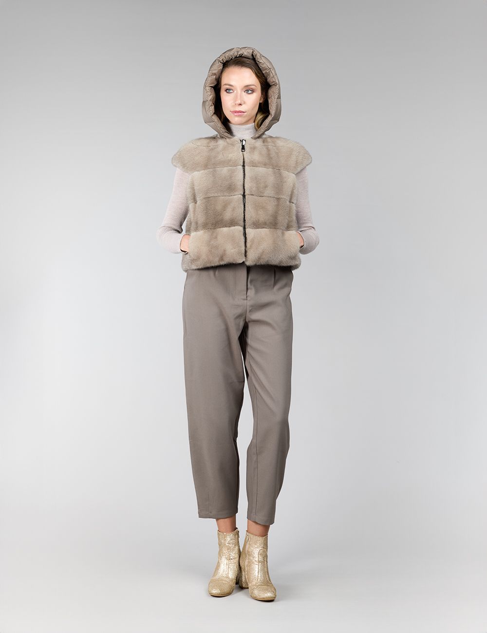 Gilet reversibile in visone, con cappuccio, silver blue, 50 cm