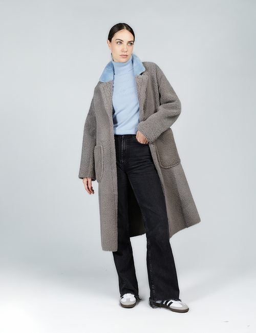 Cappotto di montone reversibile con collo inglese grigio 110 cm