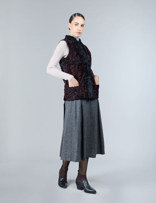 Gilet in lamb skin