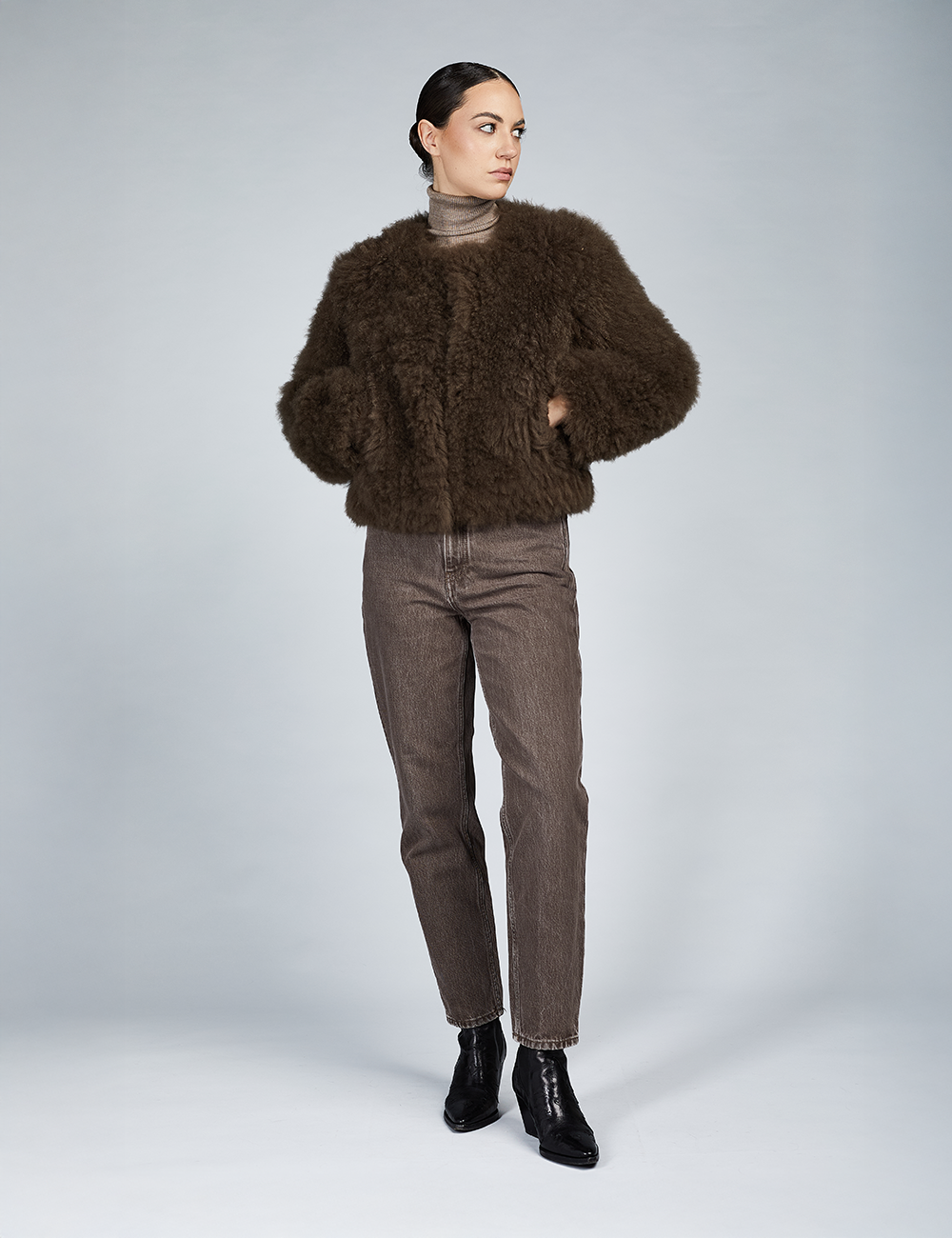 Short jacket in cashmere goat without collar mud 55 cm