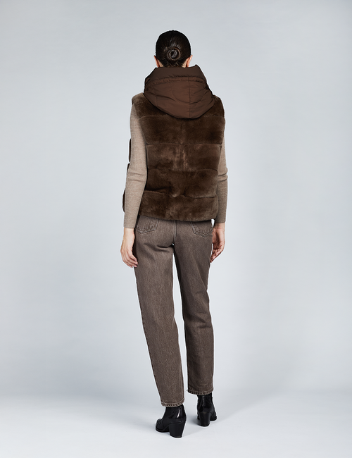 Gilet in rex reversibile con cappuccio marrone 60cm
