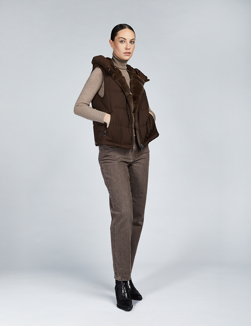 Gilet in rex reversibile con cappuccio marrone 60cm