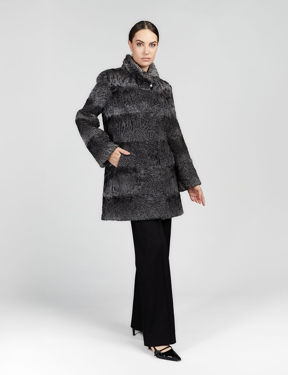 Cappotto aderente in persiano collo alto grigio 90cm