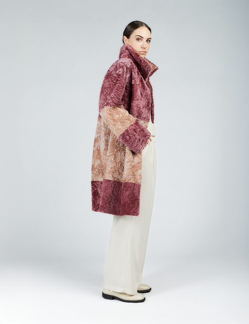 Manteau en peau de mouton rose de 100 cm