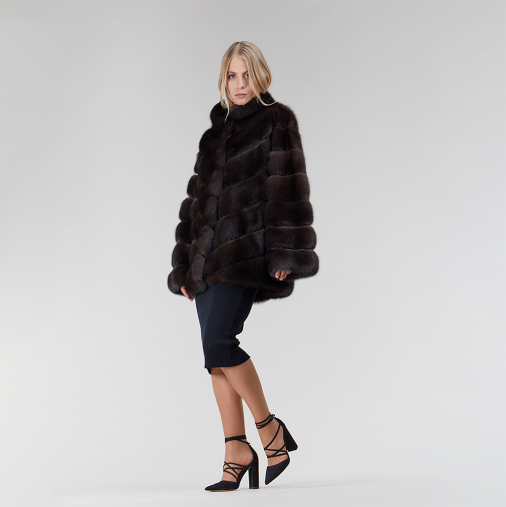 Wide dark brown short sable jacket with high collar, 70 cm.