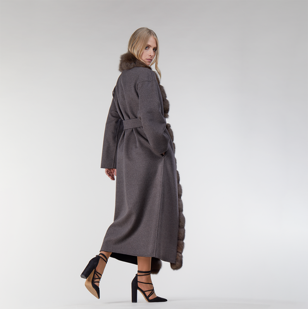 Cappotto in cashmere reversibile con bordo in zibellino nero 125 cm