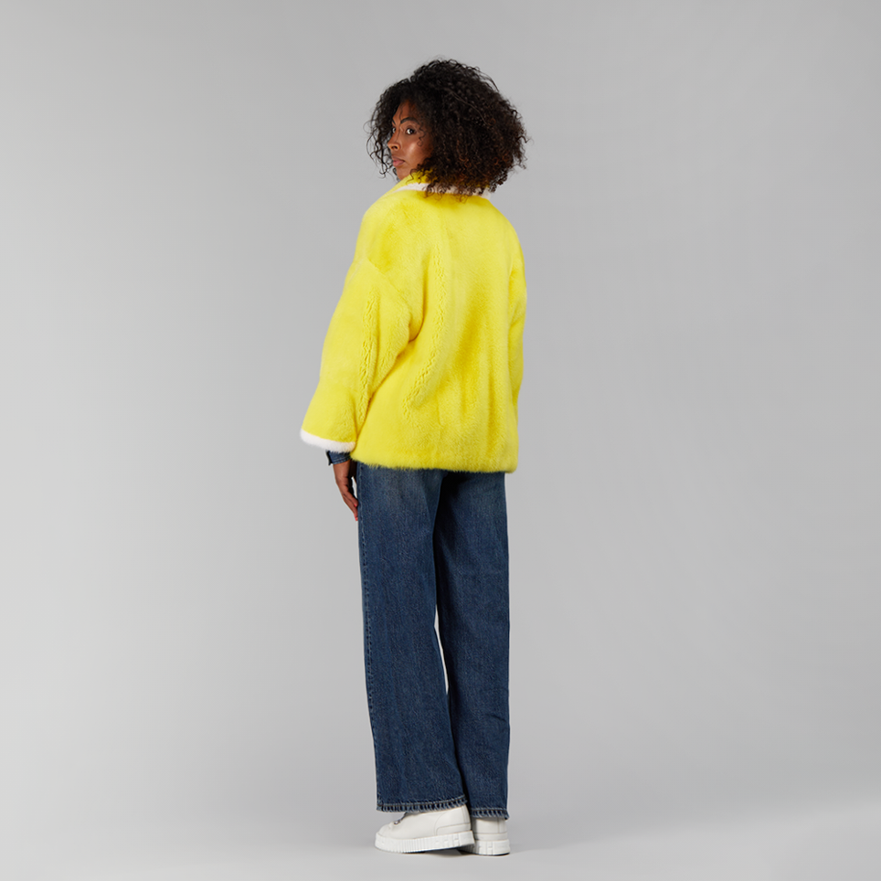 Giacca over in visone  con collo inglese pelle intera giallo 70cm