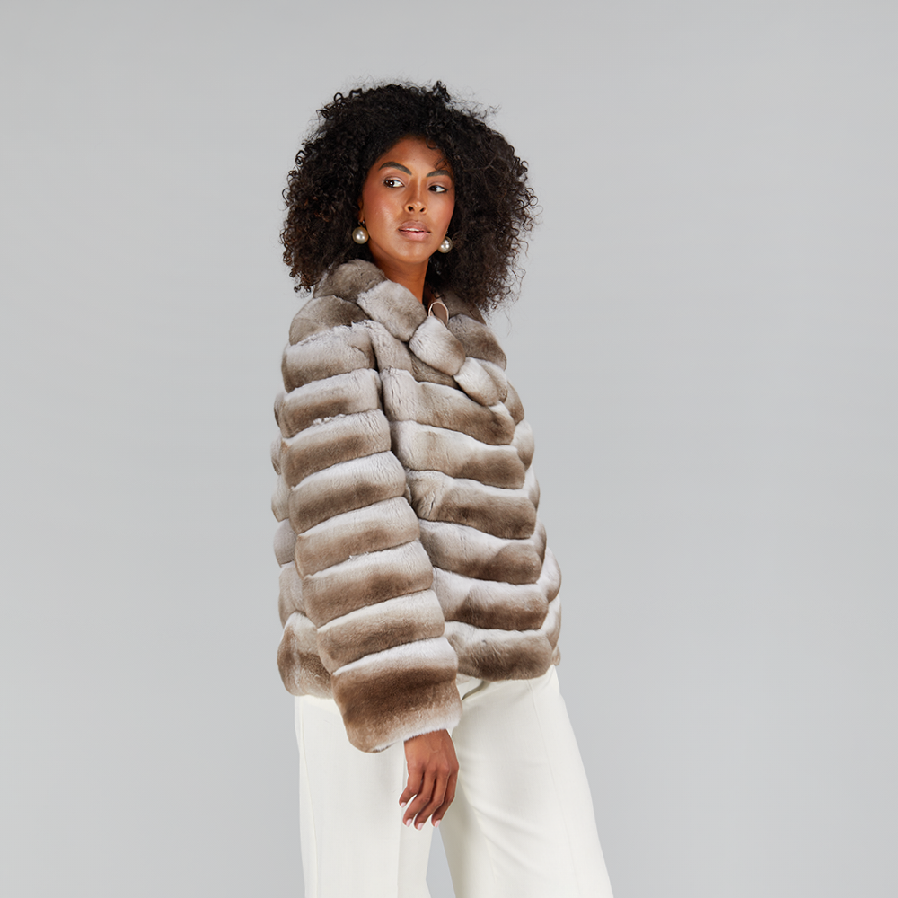 Giacca in cincillà con collo inglese beige 60 cm