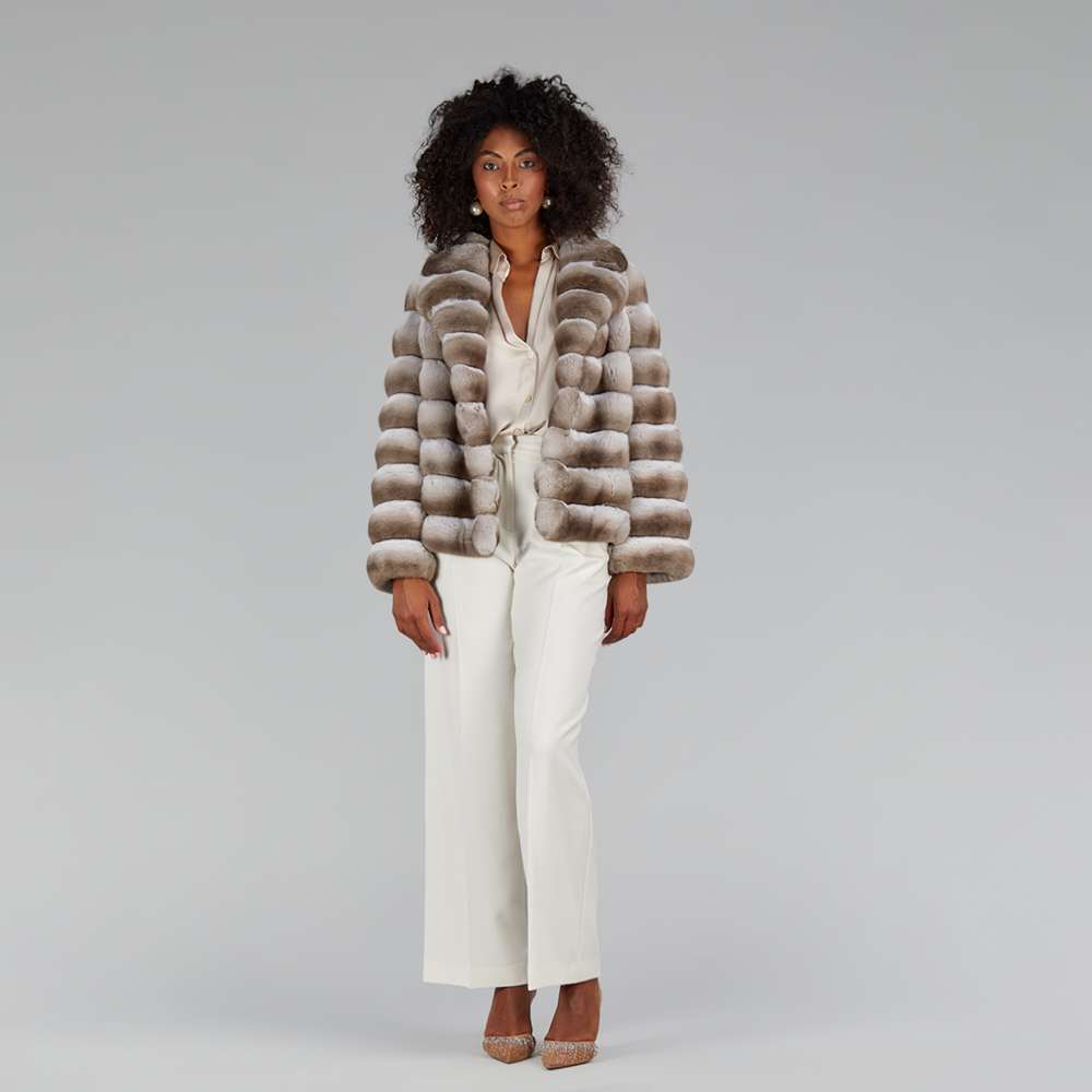 Giacca corta di cincillà con collo inglese beige 60cm